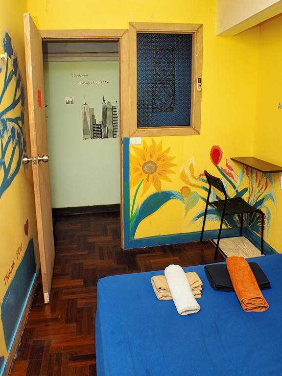 Wacky Fun Party Hostel Bangkok Eksteriør bilde
